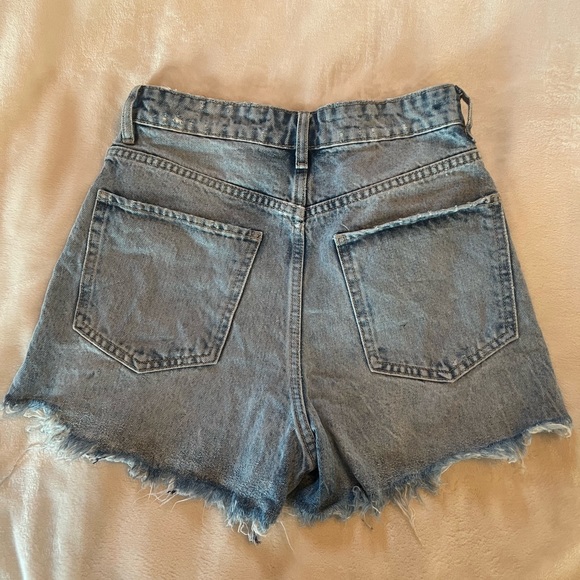 Zara high waisted jeans shorts - Picture 2 of 3